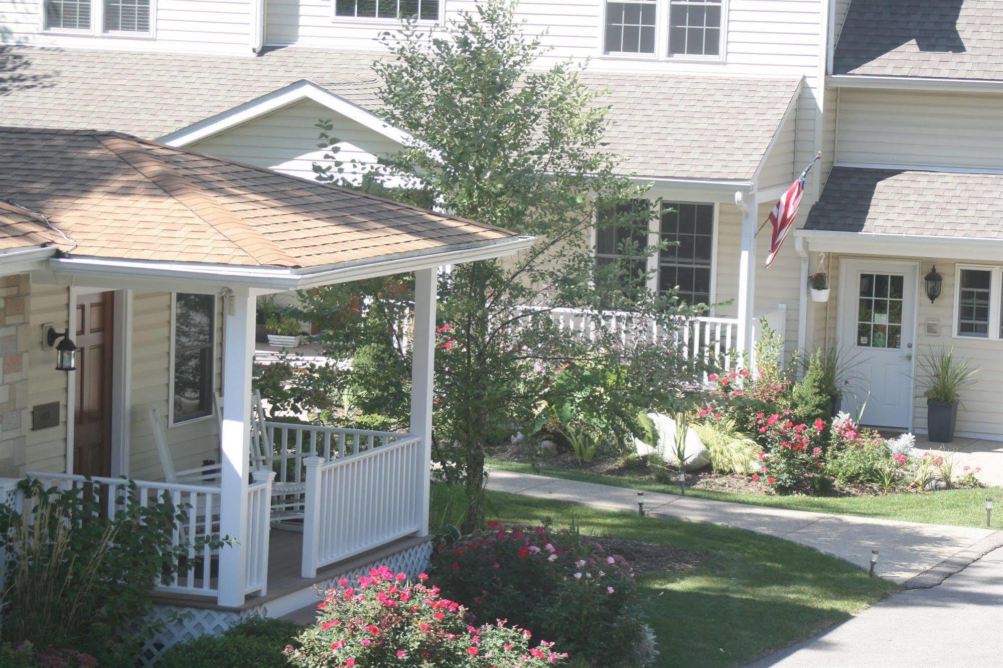 Seven Oaks Bed & Breakfast Lake Geneva Exterior photo